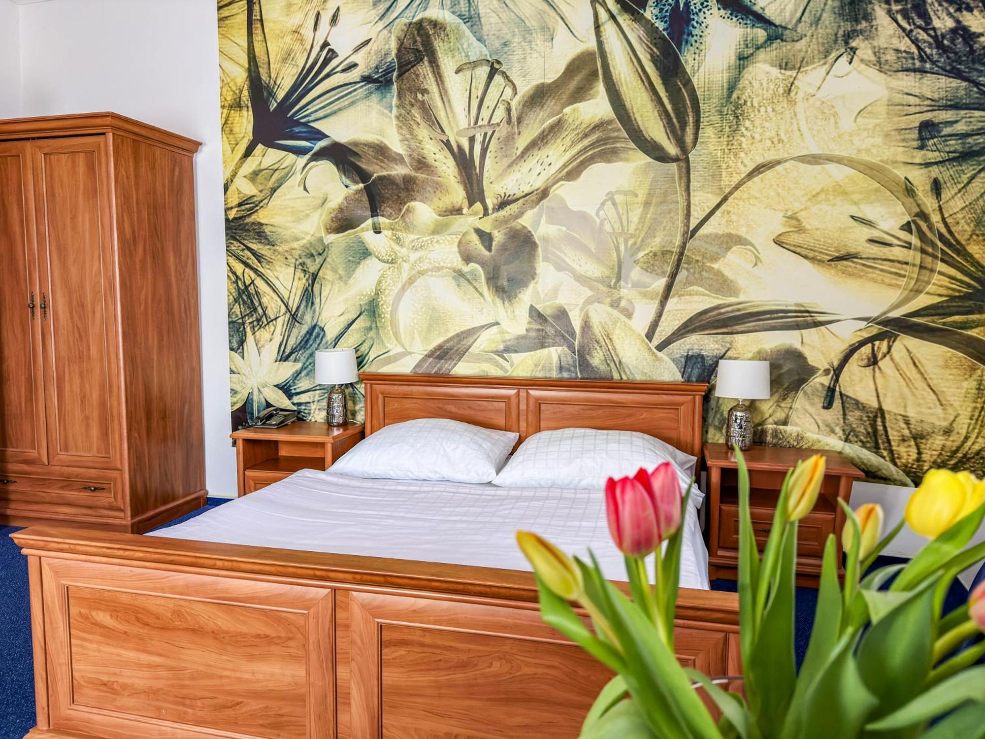 Hotel Ruzek Hranice  Bagian luar foto