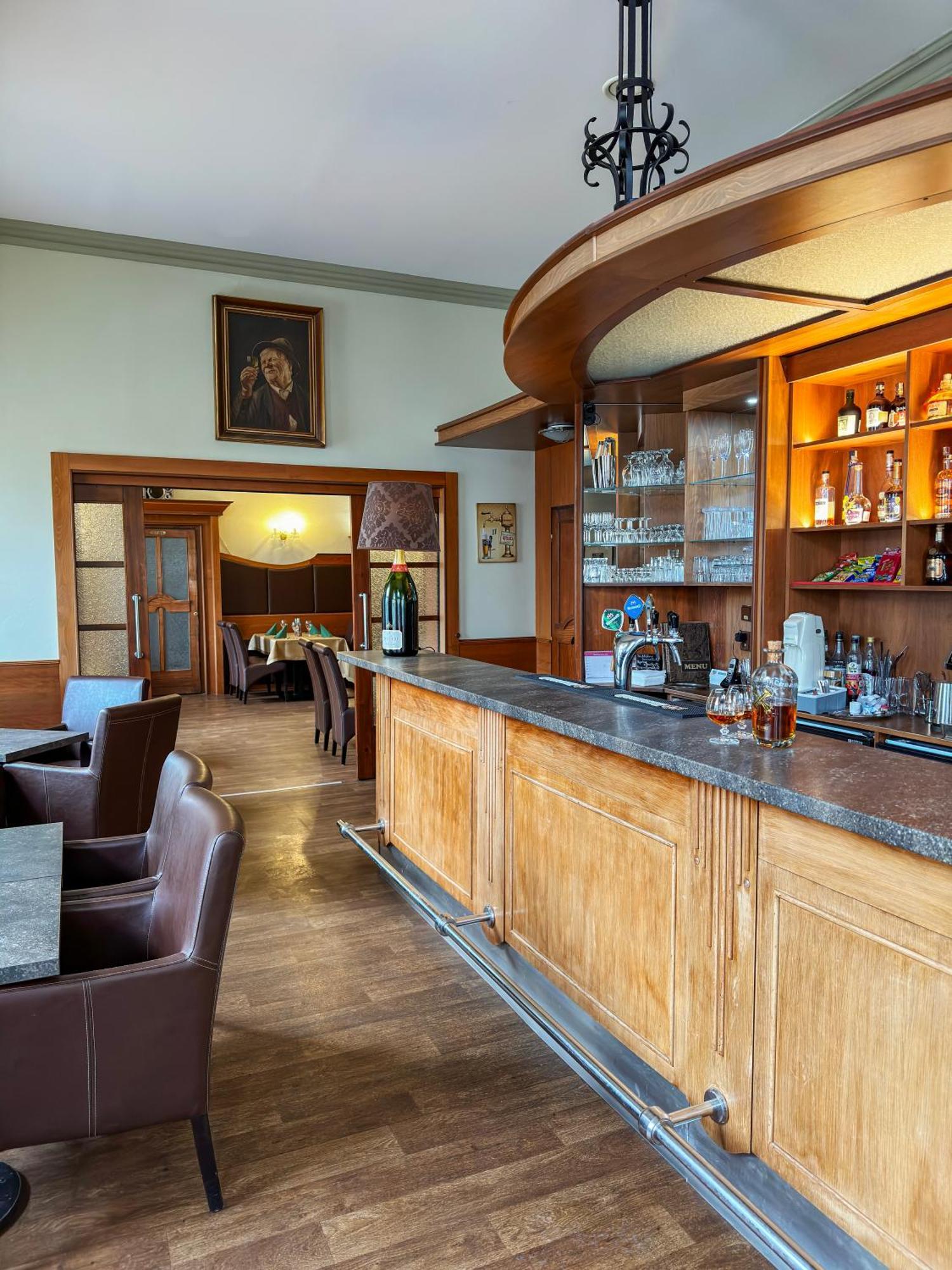 Hotel Ruzek Hranice  Bagian luar foto