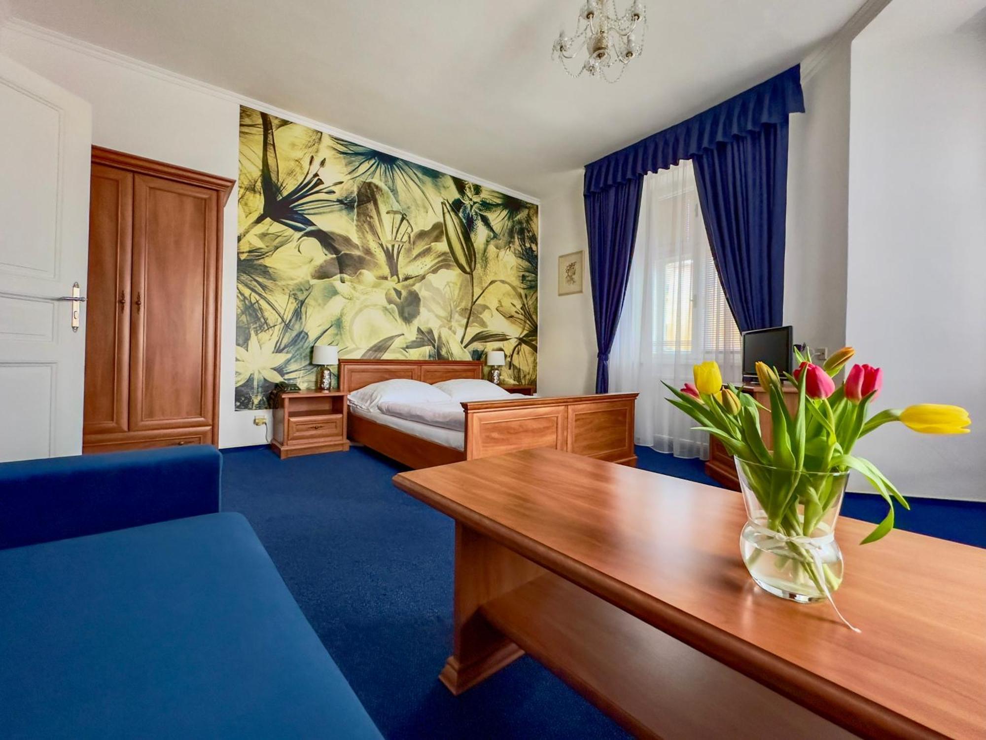 Hotel Ruzek Hranice  Bagian luar foto