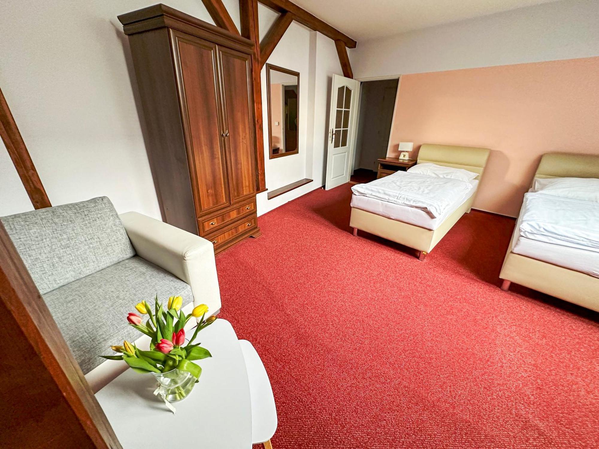 Hotel Ruzek Hranice  Bagian luar foto