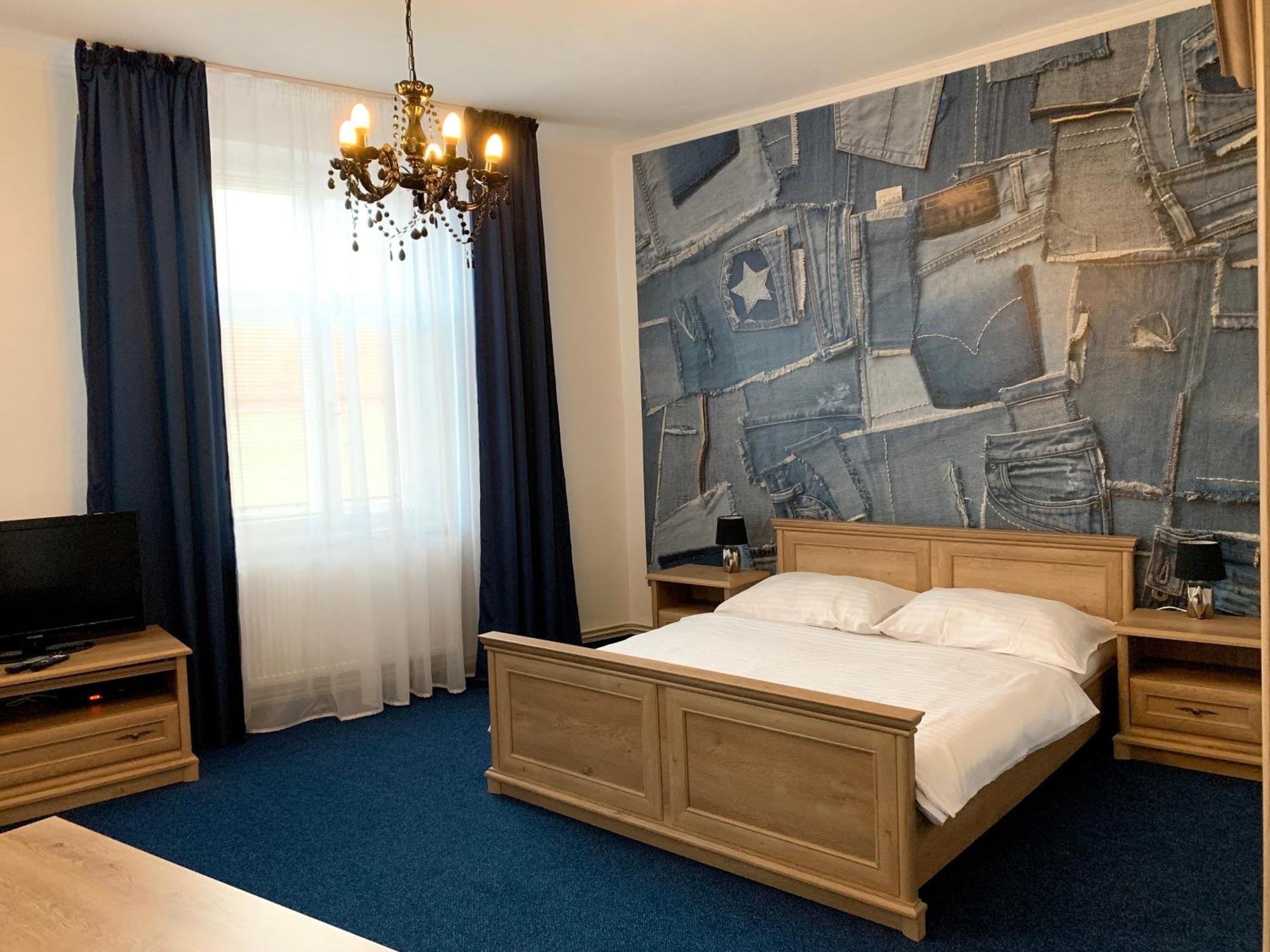 Hotel Ruzek Hranice  Bagian luar foto