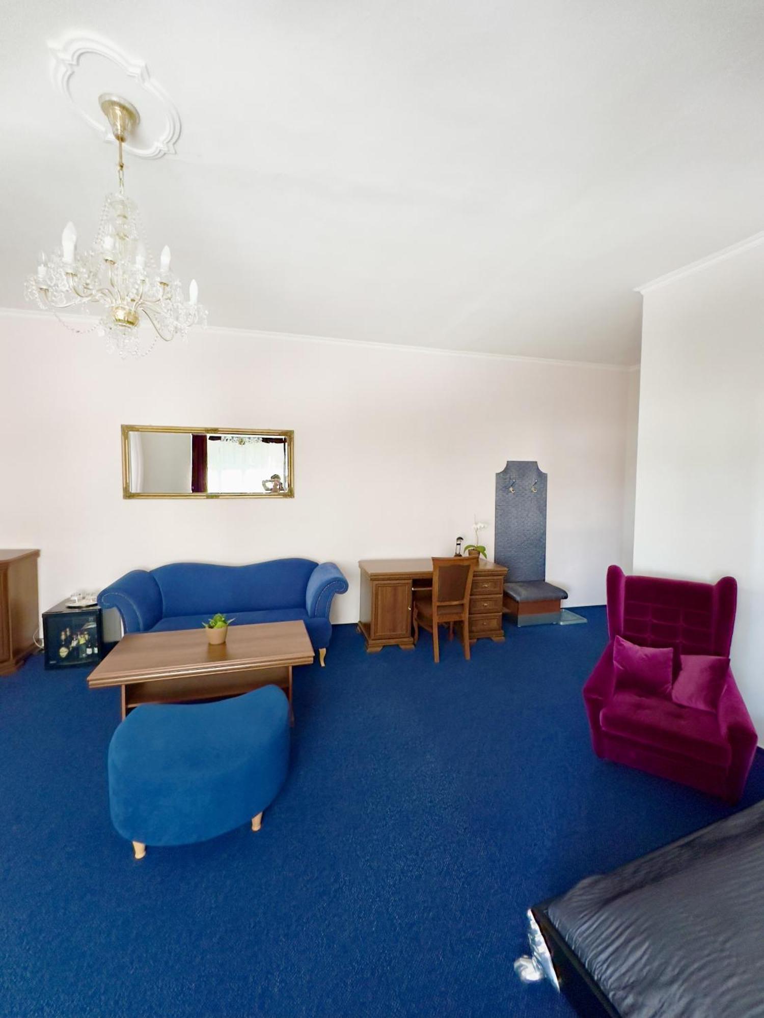 Hotel Ruzek Hranice  Bagian luar foto