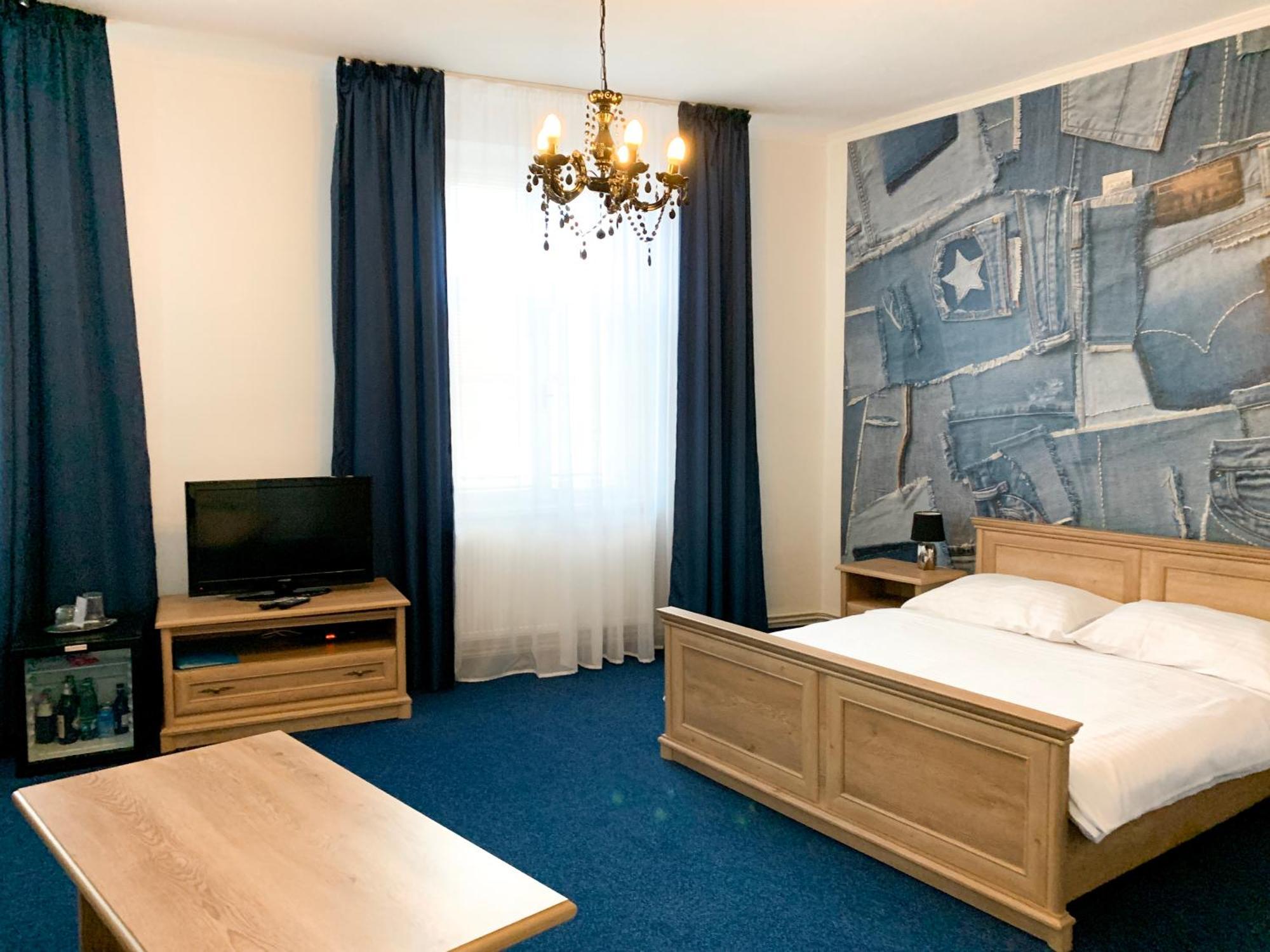 Hotel Ruzek Hranice  Bagian luar foto