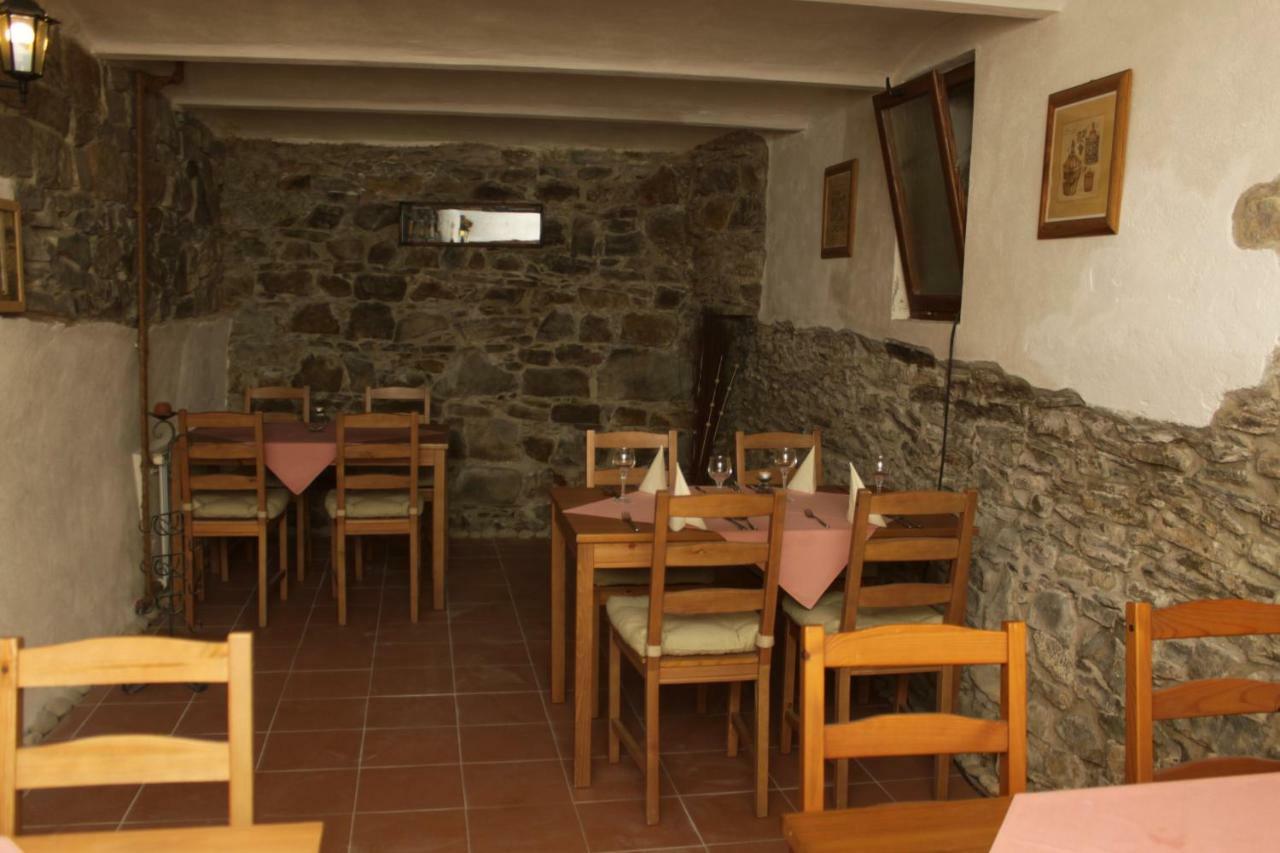 Hotel Ruzek Hranice  Bagian luar foto